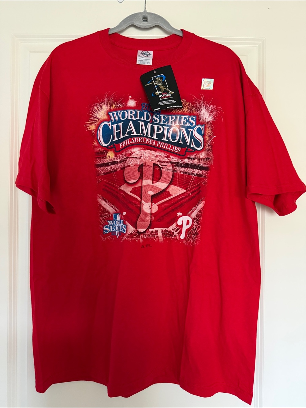 Delta Red Philadelphia Phillies World Series Champions Tee and towel